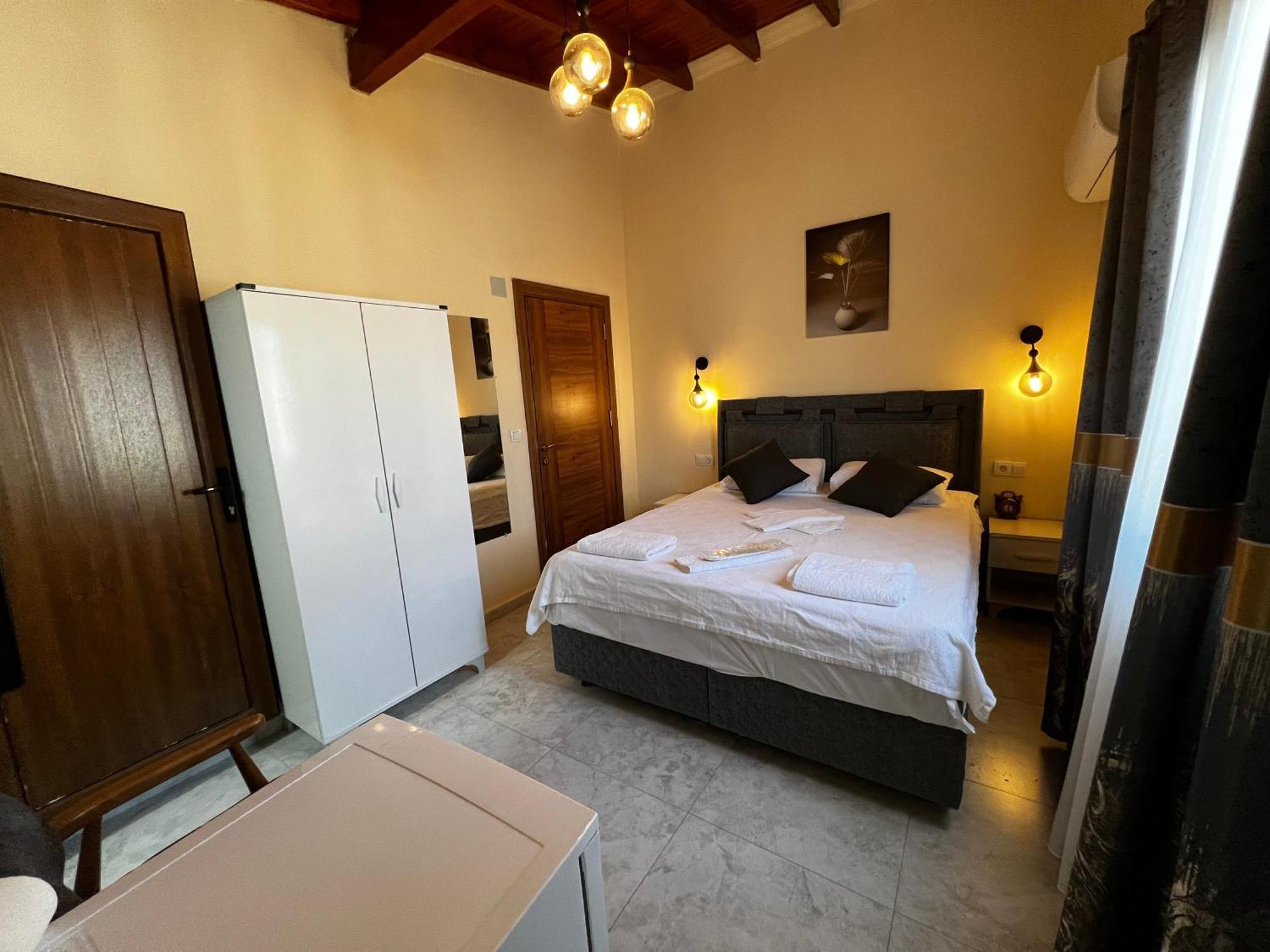 Ada Konak Otel Βουρλά Εξωτερικό φωτογραφία