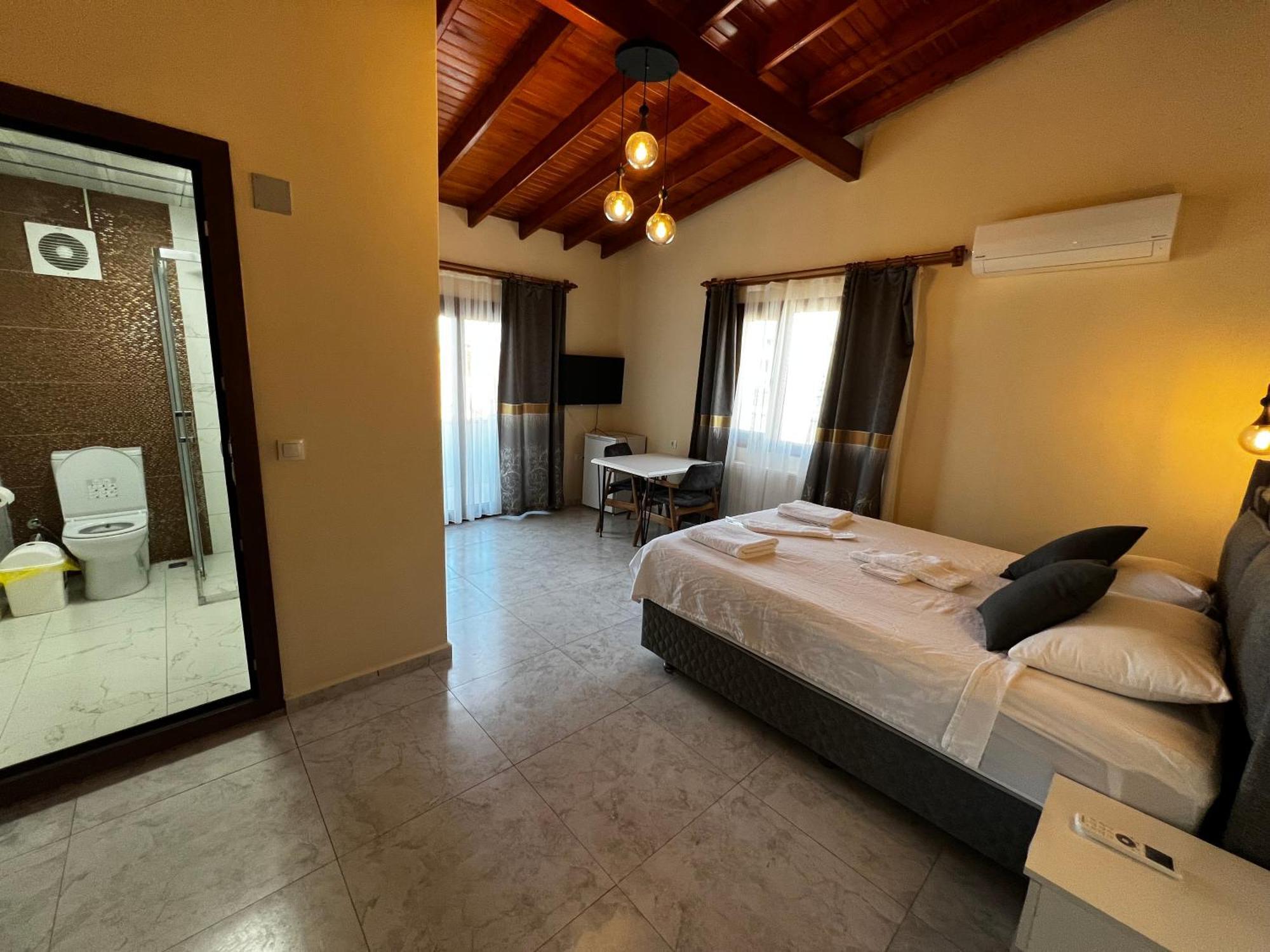 Ada Konak Otel Βουρλά Εξωτερικό φωτογραφία